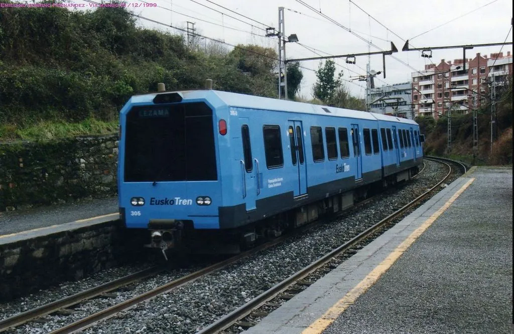 2011 01 04 EuskoTren UT-305