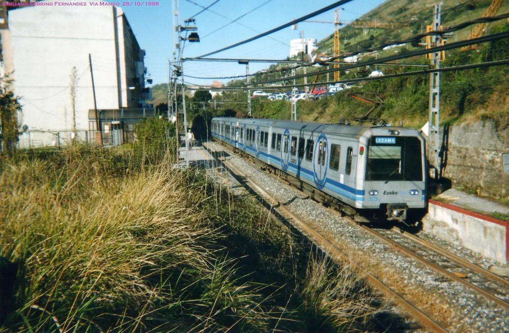 2011 01 04 EuskoTren UTs-303 309